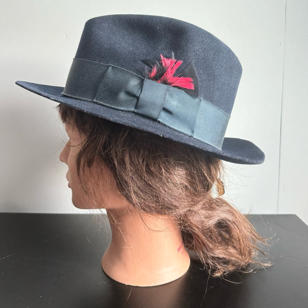 Untouchable 100%Wool Navy Fedora Hat Size 7 Feather and Grosgrain Ribbon Accent